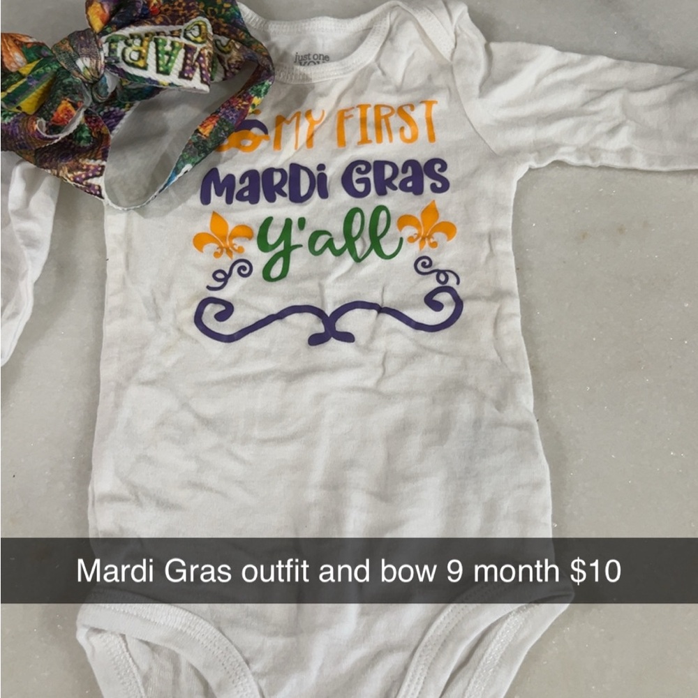 Mardi Gras Baby Outfit with Bow